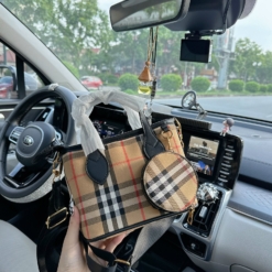 Túi Xách Tay Đeo Chéo Burberry Nâu Quai Đen